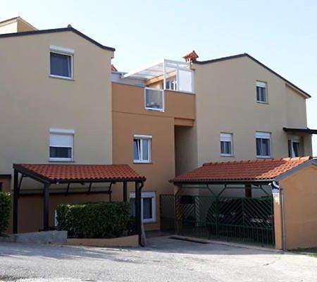 Apartment Piranesi With A Parking Space Pula Bagian luar foto