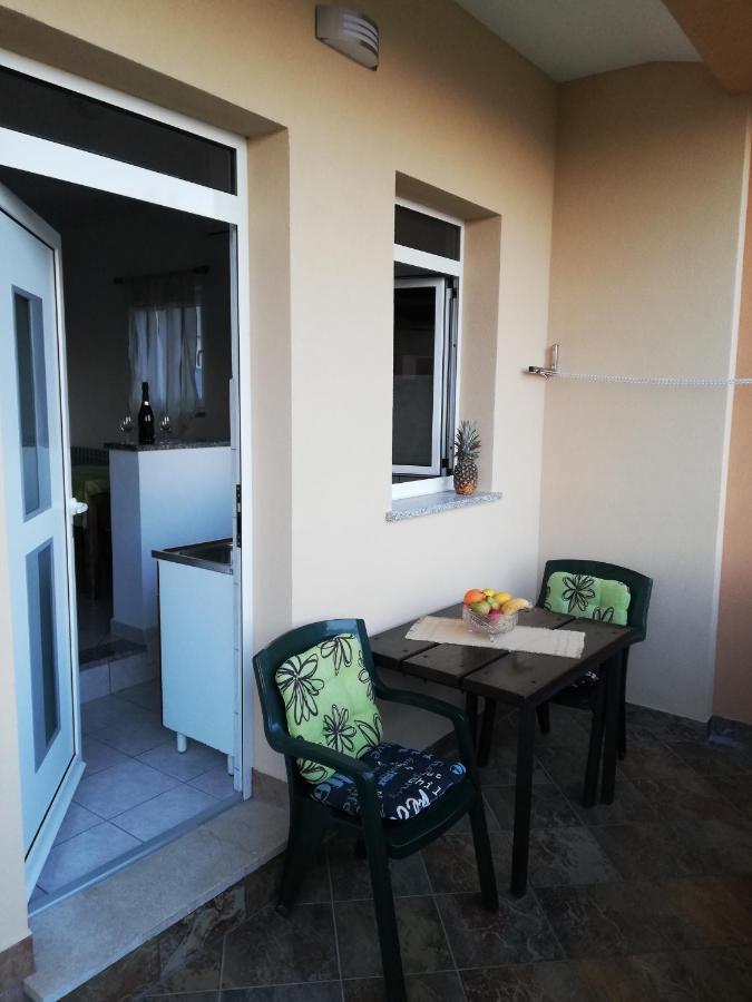 Apartment Piranesi With A Parking Space Pula Bagian luar foto