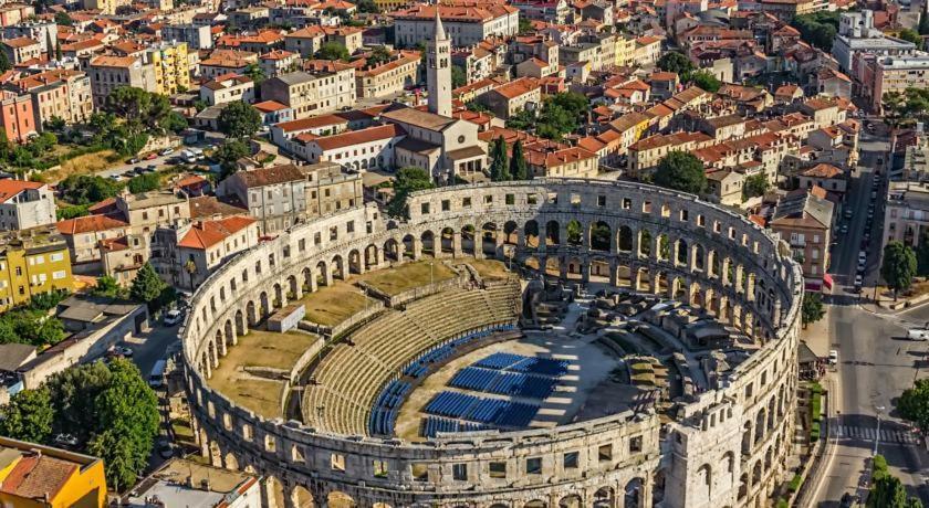 Apartment Piranesi With A Parking Space Pula Bagian luar foto